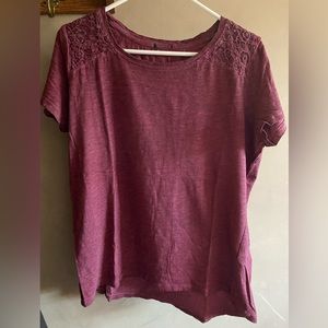 Maurices Maroon Burgundy Slight Acid Wash M/L Top with Floral Detailing